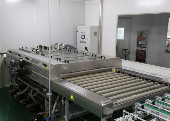 China 1300 Millimeter Glasreinigungsanlage für PV-Glasplatte/horizontale Waschmaschine fournisseur